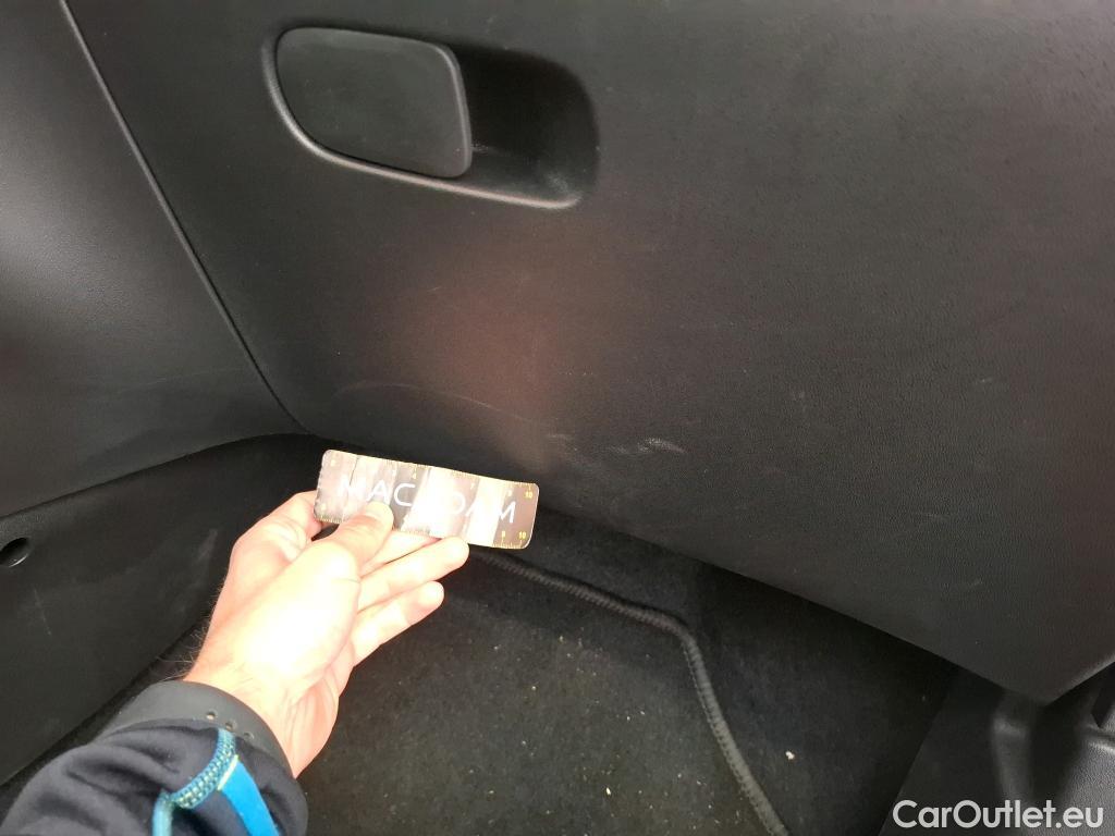  Citroen  C3  Shine Business 1.2 PureTech 110CV BVM6 E6d #14
