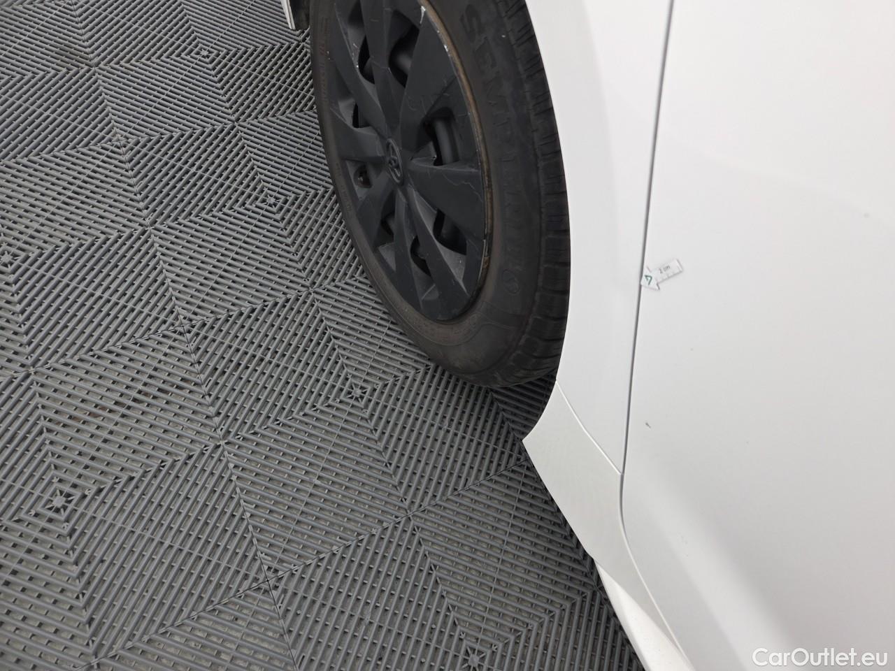  Toyota  Corolla 1.8 Hybrid Eco HSD TS E-CVT #30