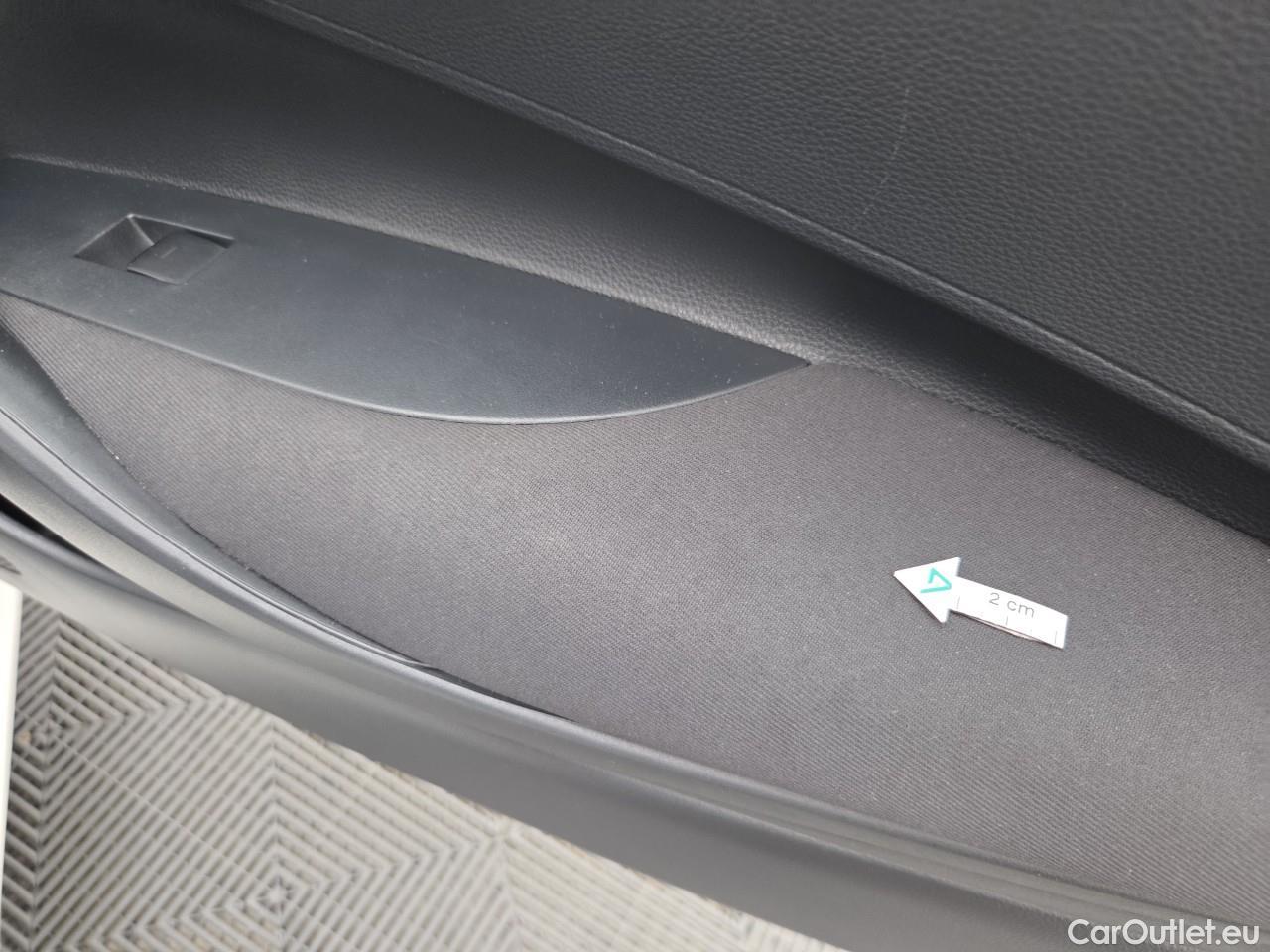  Toyota  Corolla 1.8 Hybrid Eco HSD TS E-CVT #53