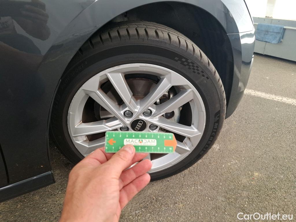  Audi  A3  Berline 30 TDI Design 2.0 TDI 115CV BVA7 E6d #18