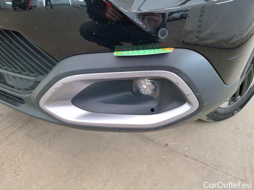  Citroen  C4 CITROEN  X / 2022 / 4P / Berline PureTech 130 S&S EAT8 Shine #38