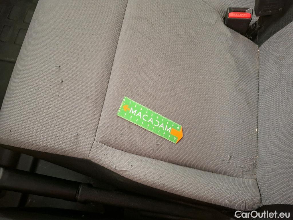  Citroen  Jumpy CITROEN  4p Combi Taille XL BlueHDi 120 S&S BVM6 Confort #13