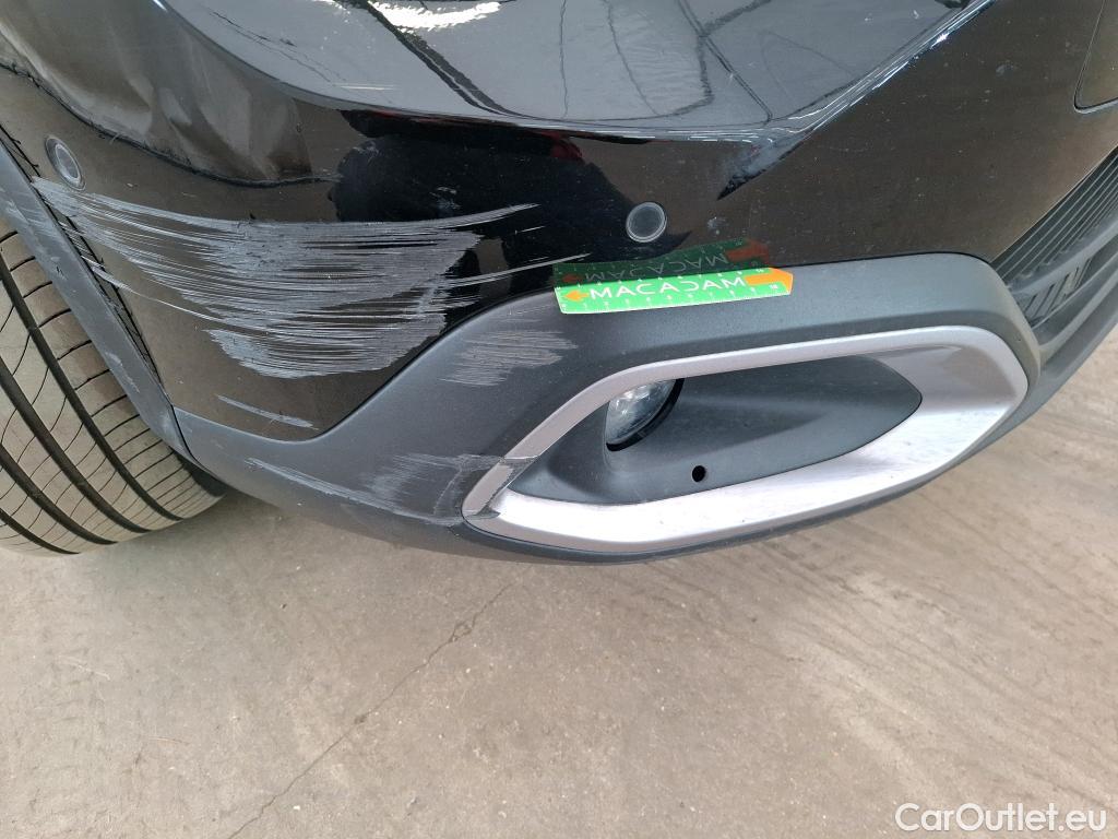  Citroen  C4 CITROEN  X / 2022 / 4P / Berline PureTech 130 S&S EAT8 Shine #14