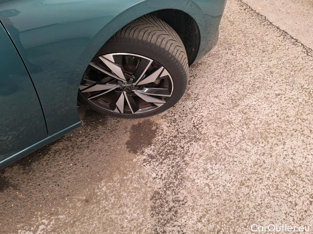  Peugeot  308  SW Allure 1.2 PureTech 130CV BVA8 E6d #23