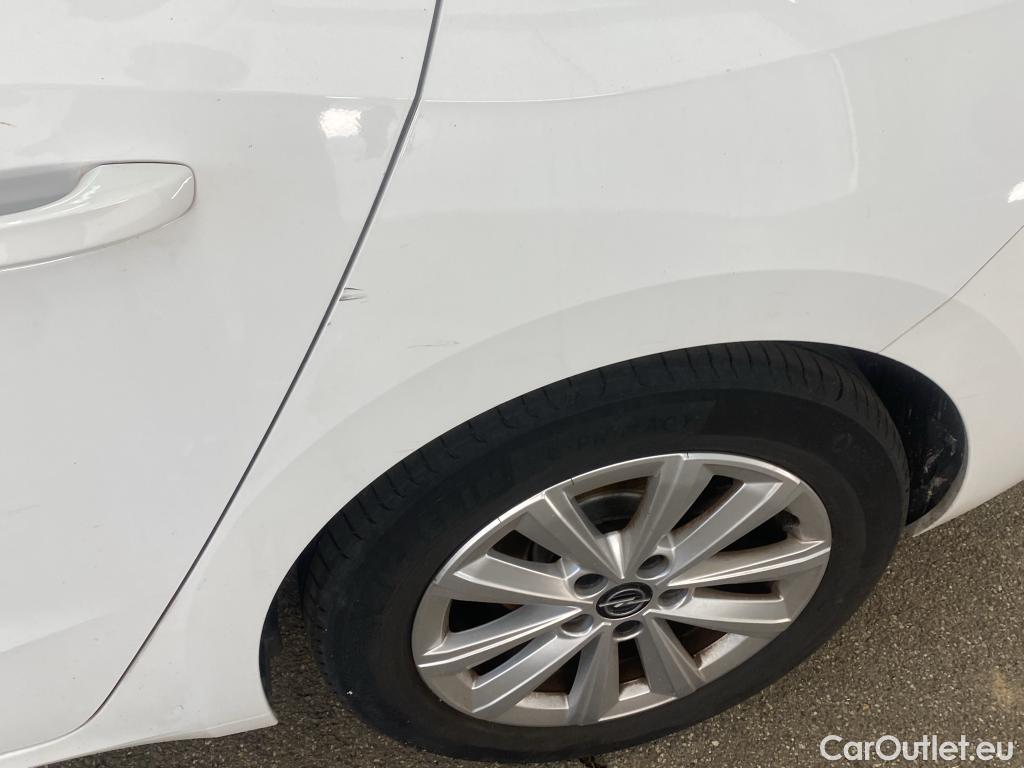  Opel  Astra  Berline 5-pt. Edition 1.2 Turbo 110CV BVM6 6E #2