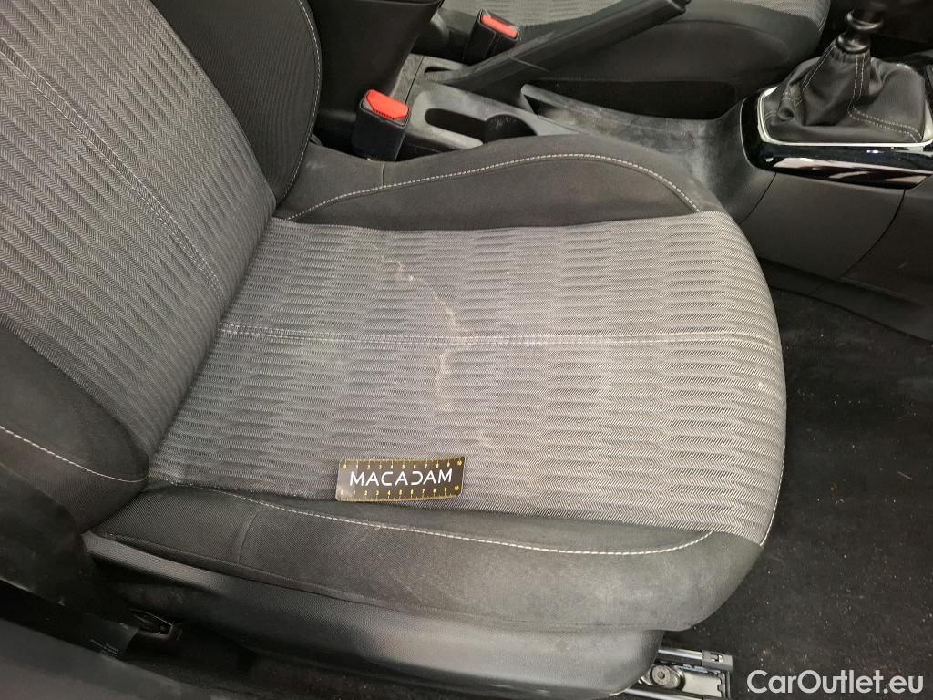  Opel  Corsa  F Elegance Business 1.2 Turbo 100CV BVM6 E6d #19