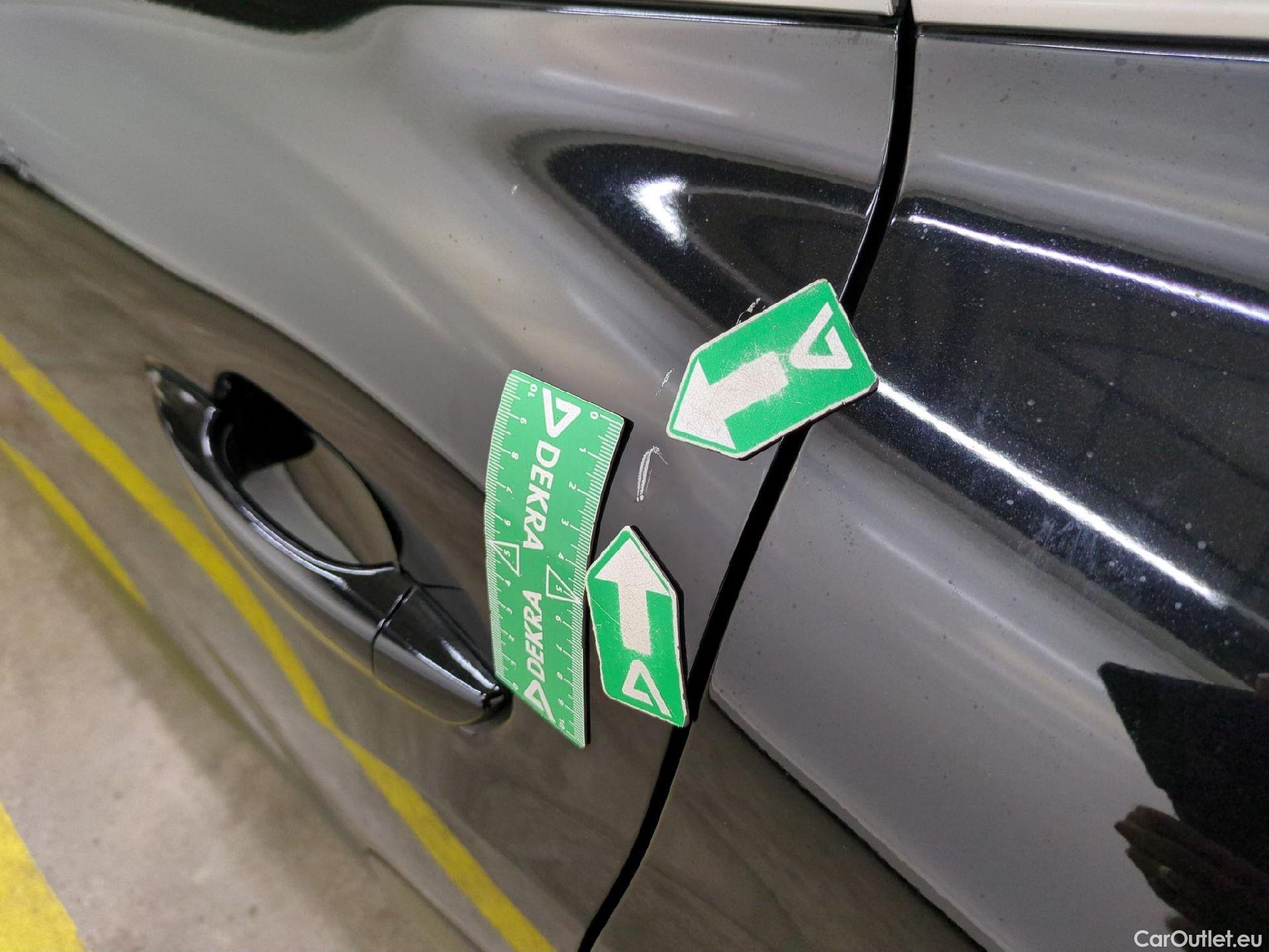  Citroen  C4 CITROEN  X / 2022 / 4P / Berline PureTech 130 S&S EAT8 Shine #12