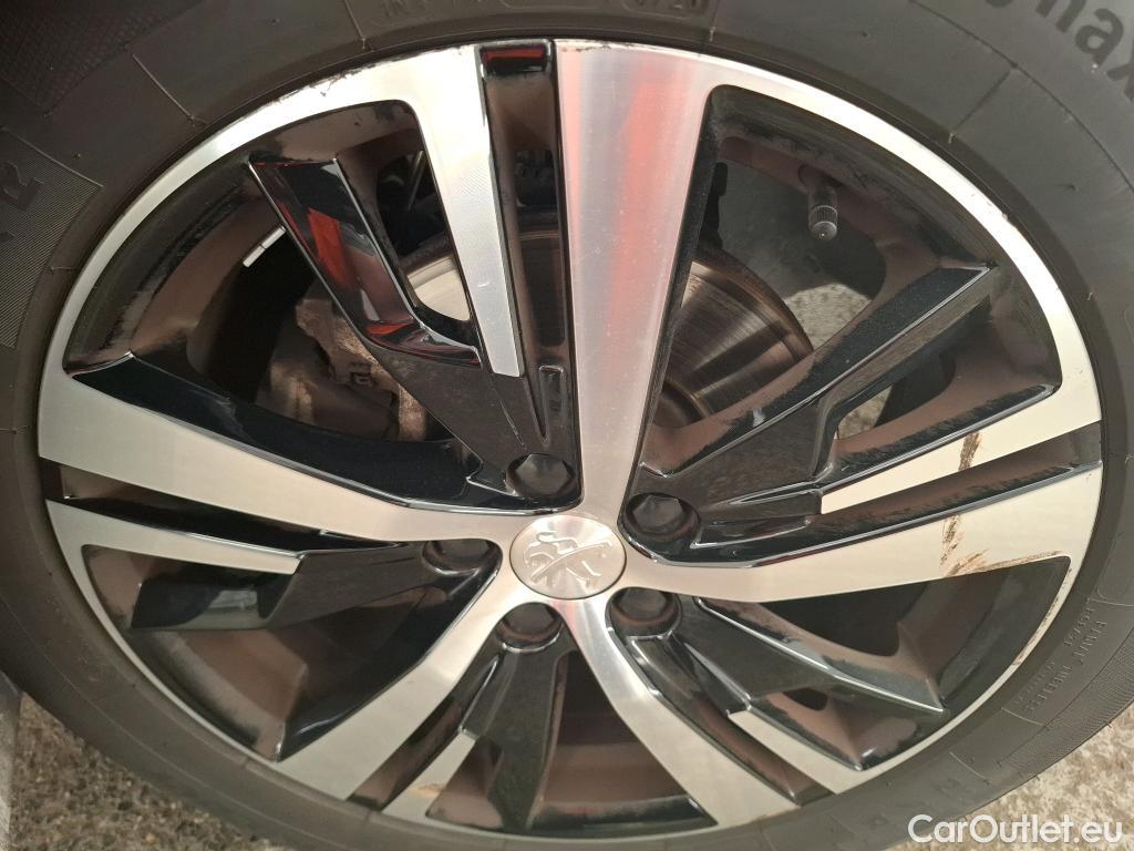  Peugeot  3008  II GT 1.2 PureTech 130CV BVM6 E6d #12