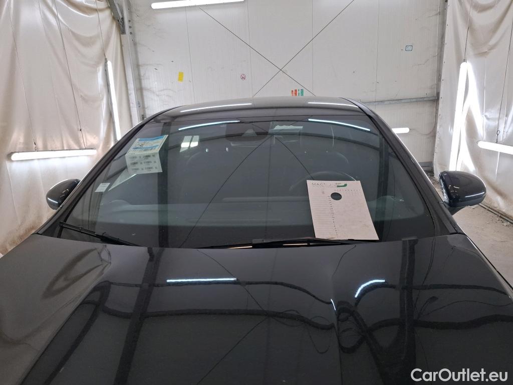  Mercedes  CLA-Klasse MERCEDES-BENZ CLA Coupe / 2019 / 4P / Coupé CLA 200 d Business Line BA8 #1