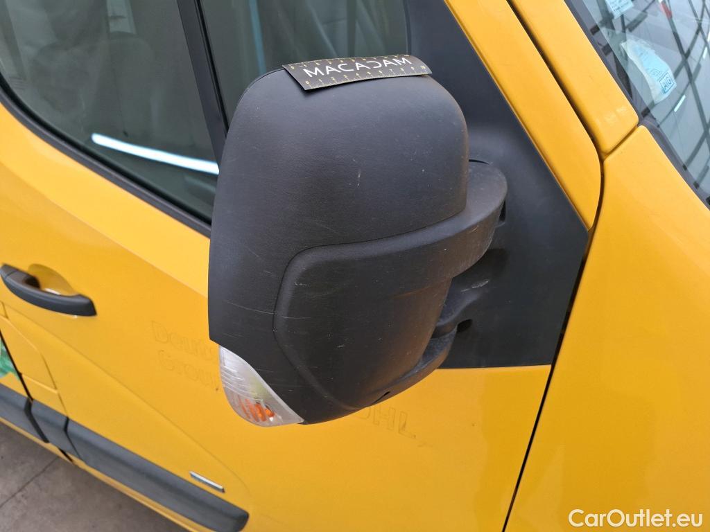  Renault  Master RENAULT  / 2019 / 4P / Fourgon tôlé FG Z.E.Tr CF F3100 L2H2 R75 AI - 19 #24