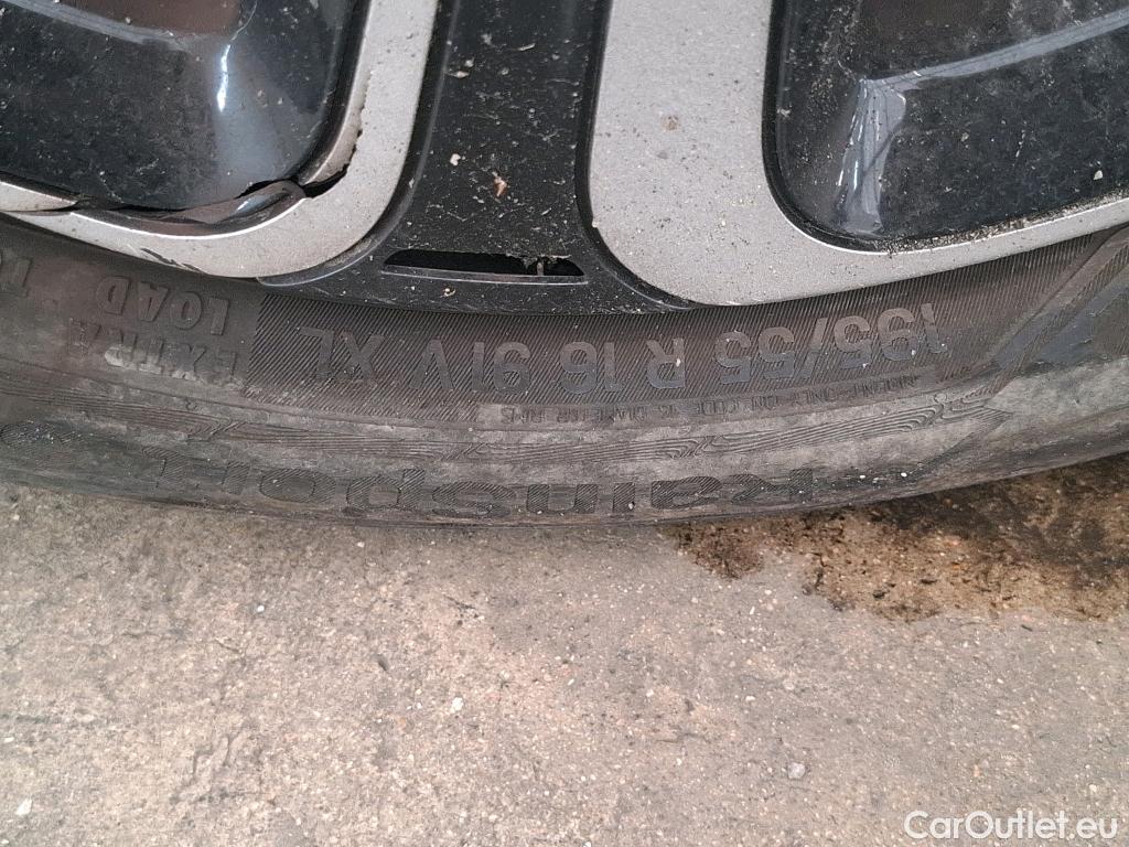  Citroen  C3  Feel Pack 1.2 PureTech 80CV BVM5 E6d #6