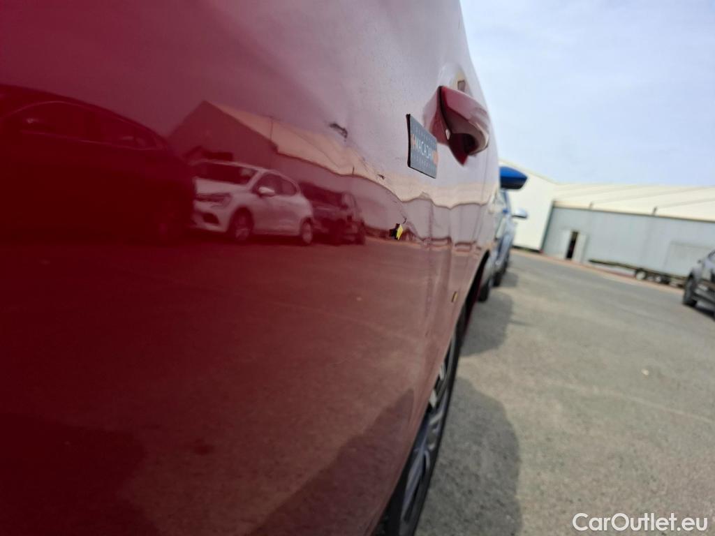  Peugeot  208  Allure Pack 1.2 PureTech 100CV BVA8 E6d #16