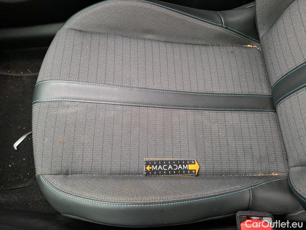  Peugeot  208  Allure Pack 1.2 PureTech 100CV BVA8 E6d #91