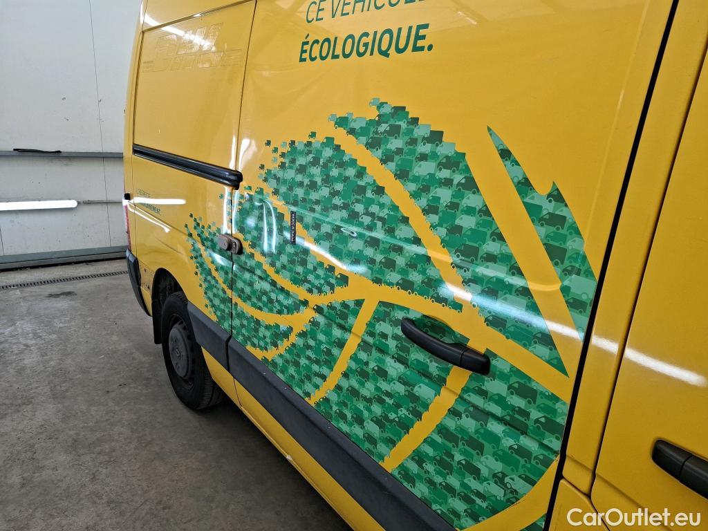  Renault  Master RENAULT  / 2019 / 4P / Fourgon tôlé FG Z.E.Tr CF F3100 L2H2 R75 AI - 19 #13