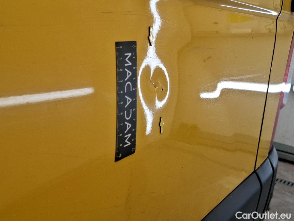  Renault  Master RENAULT  / 2019 / 4P / Fourgon tôlé FG Z.E.Tr CF F3100 L2H2 R75 AI - 19 #55