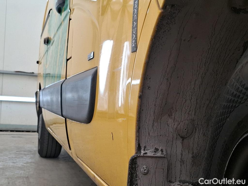  Renault  Master RENAULT  / 2019 / 4P / Fourgon tôlé FG Z.E.Tr CF F3100 L2H2 R75 AI - 19 #11