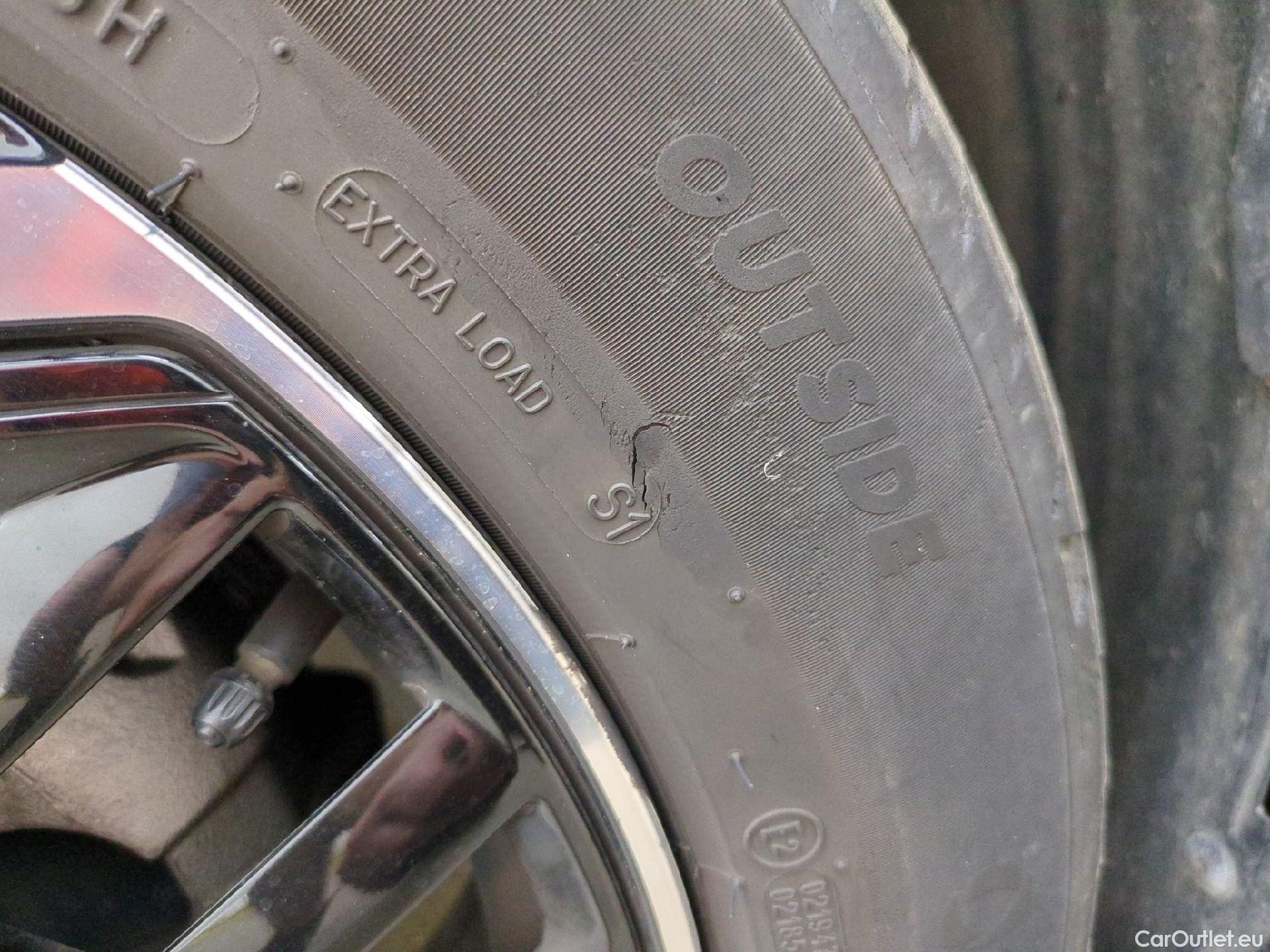  Citroen  C4 CITROEN  X / 2022 / 4P / Berline PureTech 130 S&S EAT8 Shine #25