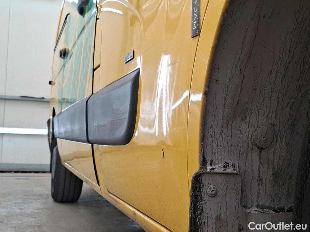  Renault  Master RENAULT  / 2019 / 4P / Fourgon tôlé FG Z.E.Tr CF F3100 L2H2 R75 AI - 19 #12