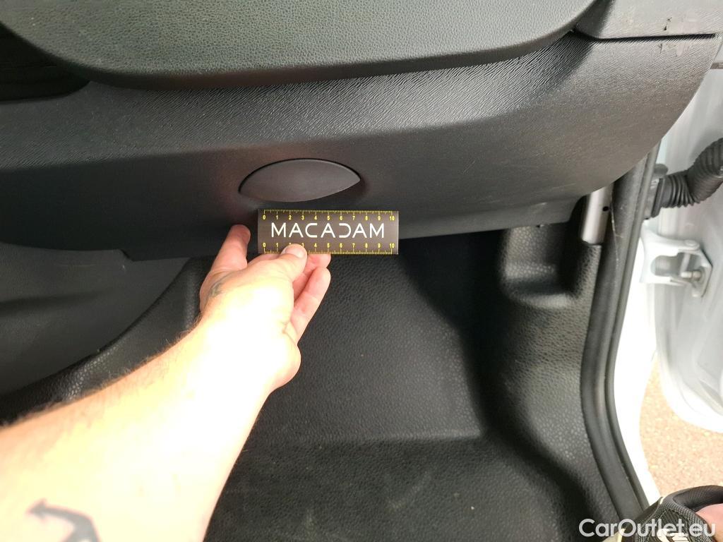  Renault  Kangoo  Z.E. 33 Maxi Grand Volume Extra BVA #109