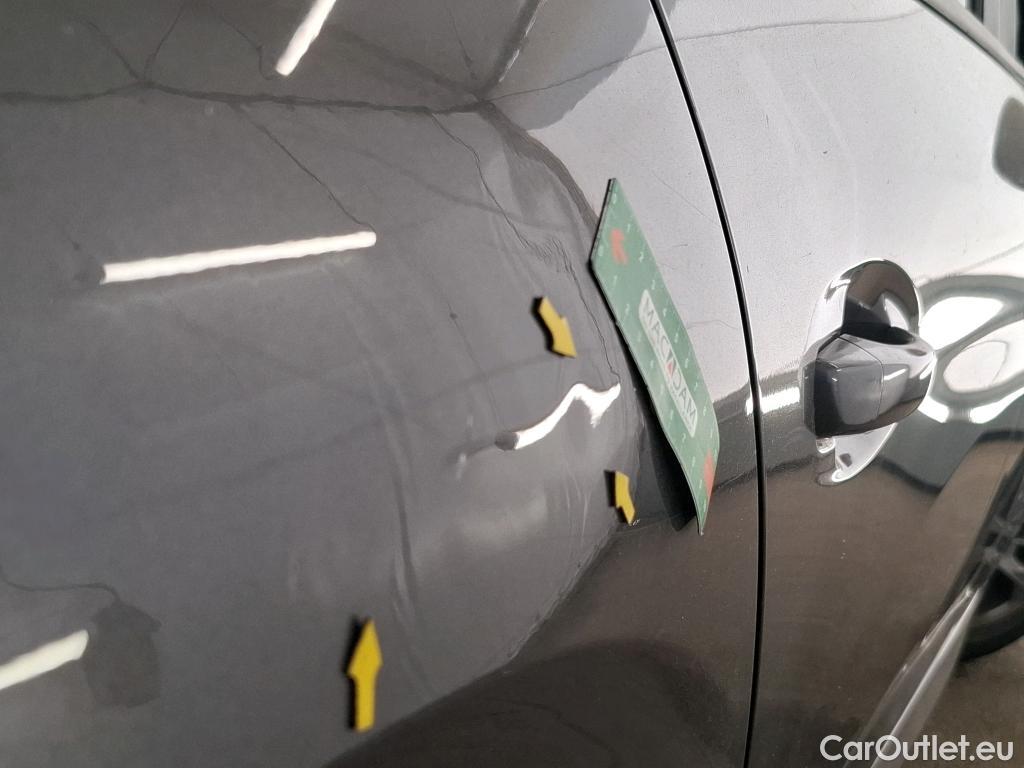  Peugeot  208 PEUGEOT  / 2019 / 5P / Berline Puretech 75 S&S Active Business #57