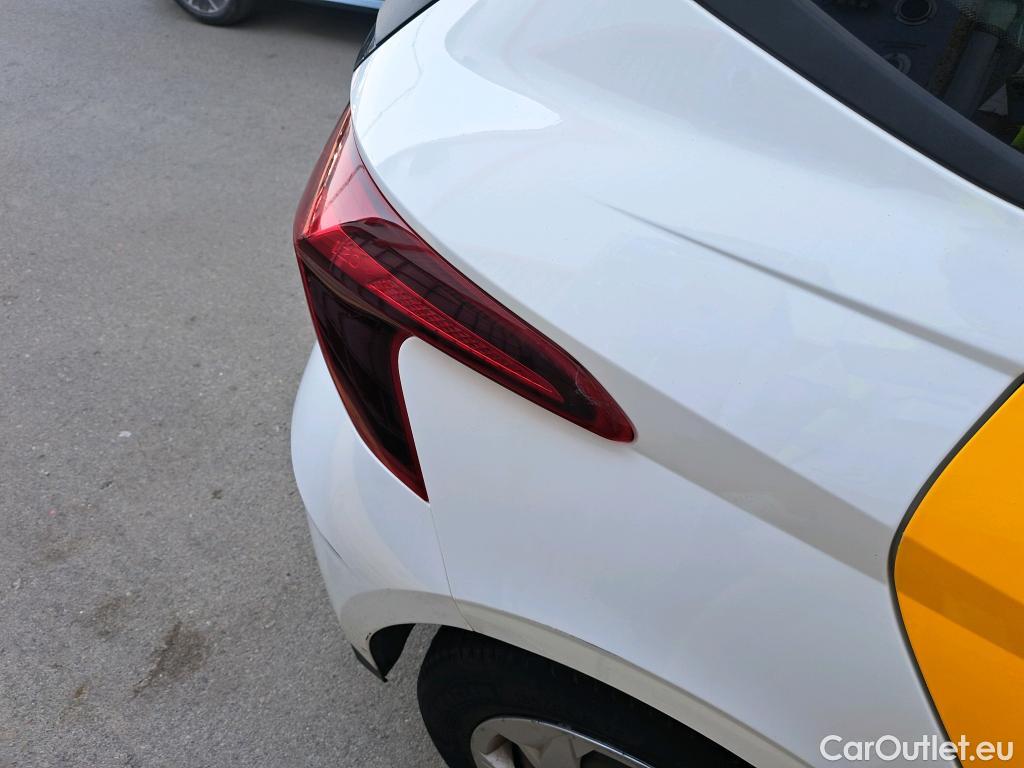  Hyundai  i20 HYUNDAI  / 2020 / 5P / berlina con portón 1.0 TGDI 74kW (100CV) 48V Essence #1