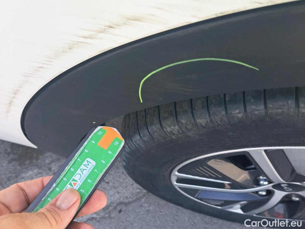  KIA  Niro KIA  / 2019 / 5P / crossover 1.6 GDi PHEV 104kW (141CV) Drive #36