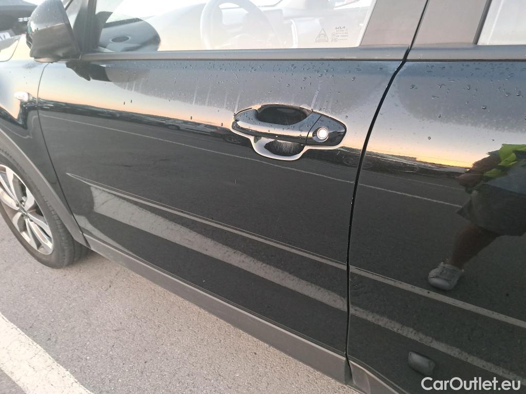  KIA  STONIC KIA  / 2017 / 5P / todoterreno 1.0 T-GDi 74kW (100CV) MHEV iMT Concept (CM) #30