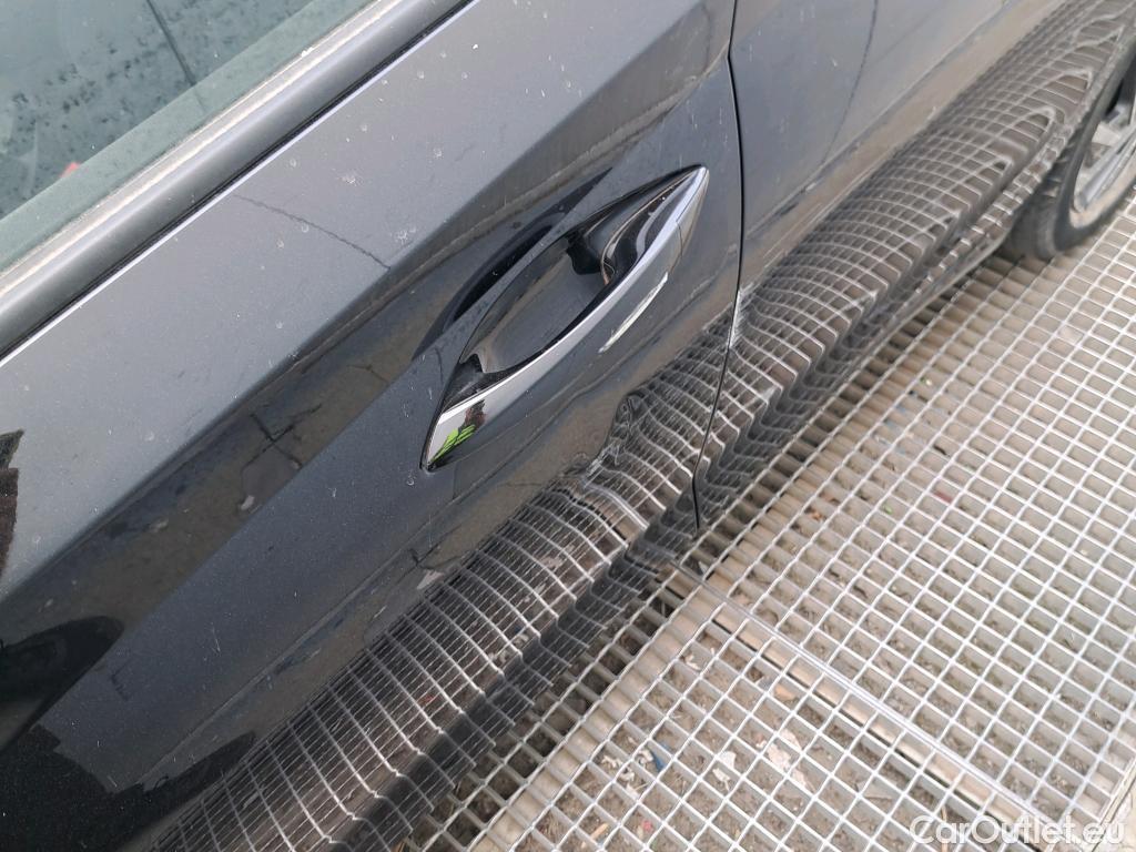  Hyundai  i20 HYUNDAI  / 2023 / 5P / berlina con portón 1.0 TGDI Klass #19