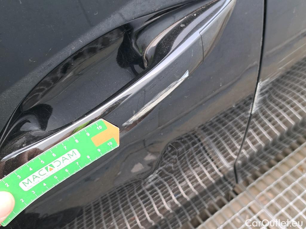  Hyundai  i20 HYUNDAI  / 2023 / 5P / berlina con portón 1.0 TGDI Klass #20