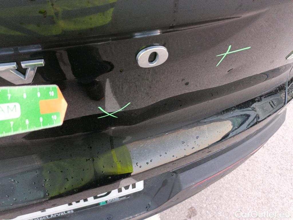  Volvo  XC 40 VOLVO XC40 / 2021 / 5P / todoterreno Recharge Eléctrico Core Auto #2