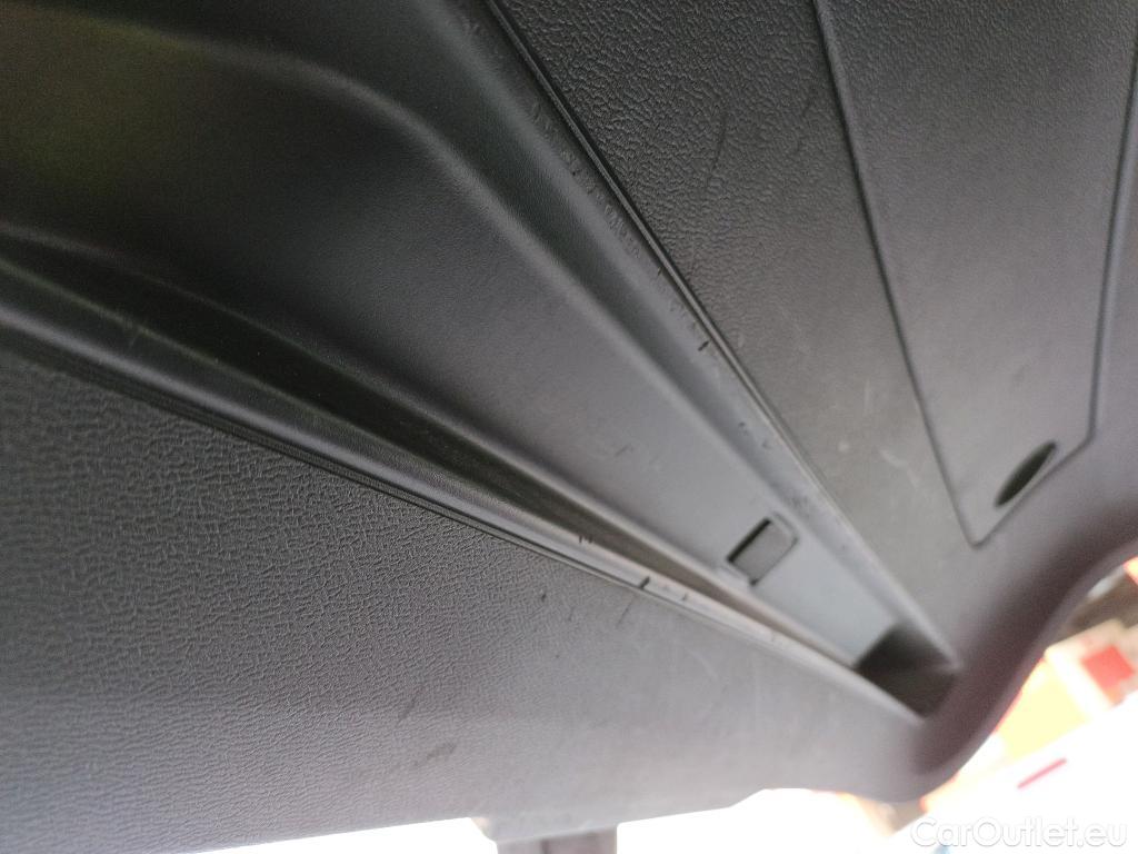  Volvo  XC 40 VOLVO XC40 / 2021 / 5P / todoterreno Recharge Eléctrico Core Auto #16