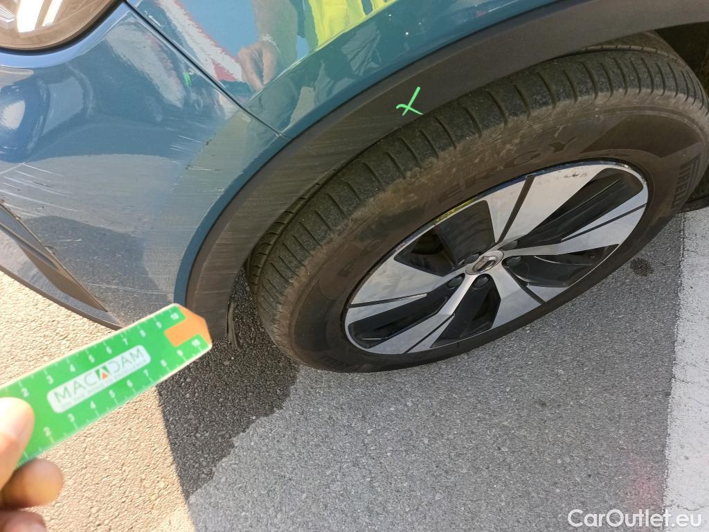  Volvo  XC 40 VOLVO XC40 / 2021 / 5P / todoterreno 1.5 T4 Recharge PHEV Plus Bright Auto #39