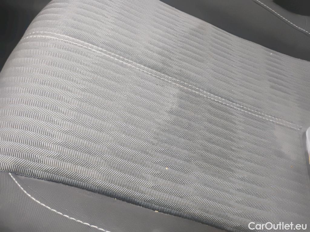  Opel  Corsa OPEL  / 2019 / 5P / berlina con portón 1.2T XHL 74kW (100CV) Edition (AC2) #19