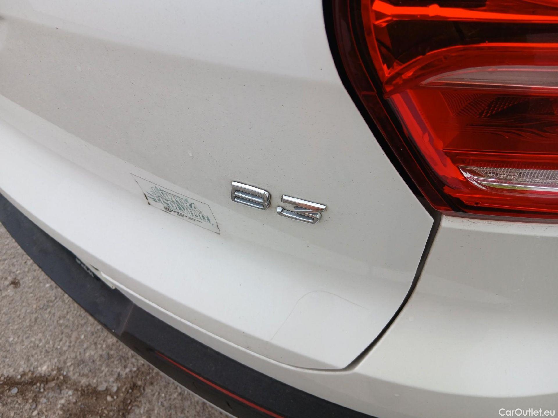  Volvo  XC 40 VOLVO XC40 / 2021 / 5P / todoterreno 2.0 B3 G Core Auto #8