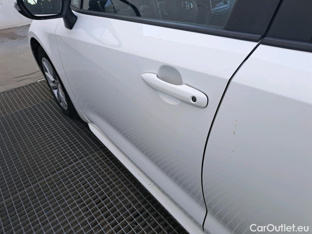  Toyota  Corolla TOYOTA  / 2019 / 5P / familiar 140H Active Plus Touring Sport #30