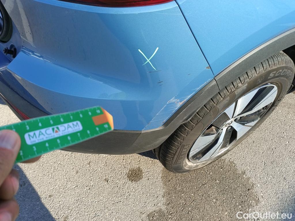  Volvo  XC 40 VOLVO XC40 / 2021 / 5P / todoterreno 1.5 T4 Recharge PHEV Plus Bright Auto #29