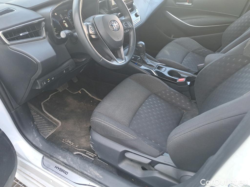  Toyota  Corolla TOYOTA  / 2019 / 5P / familiar 140H Active Plus Touring Sport #17