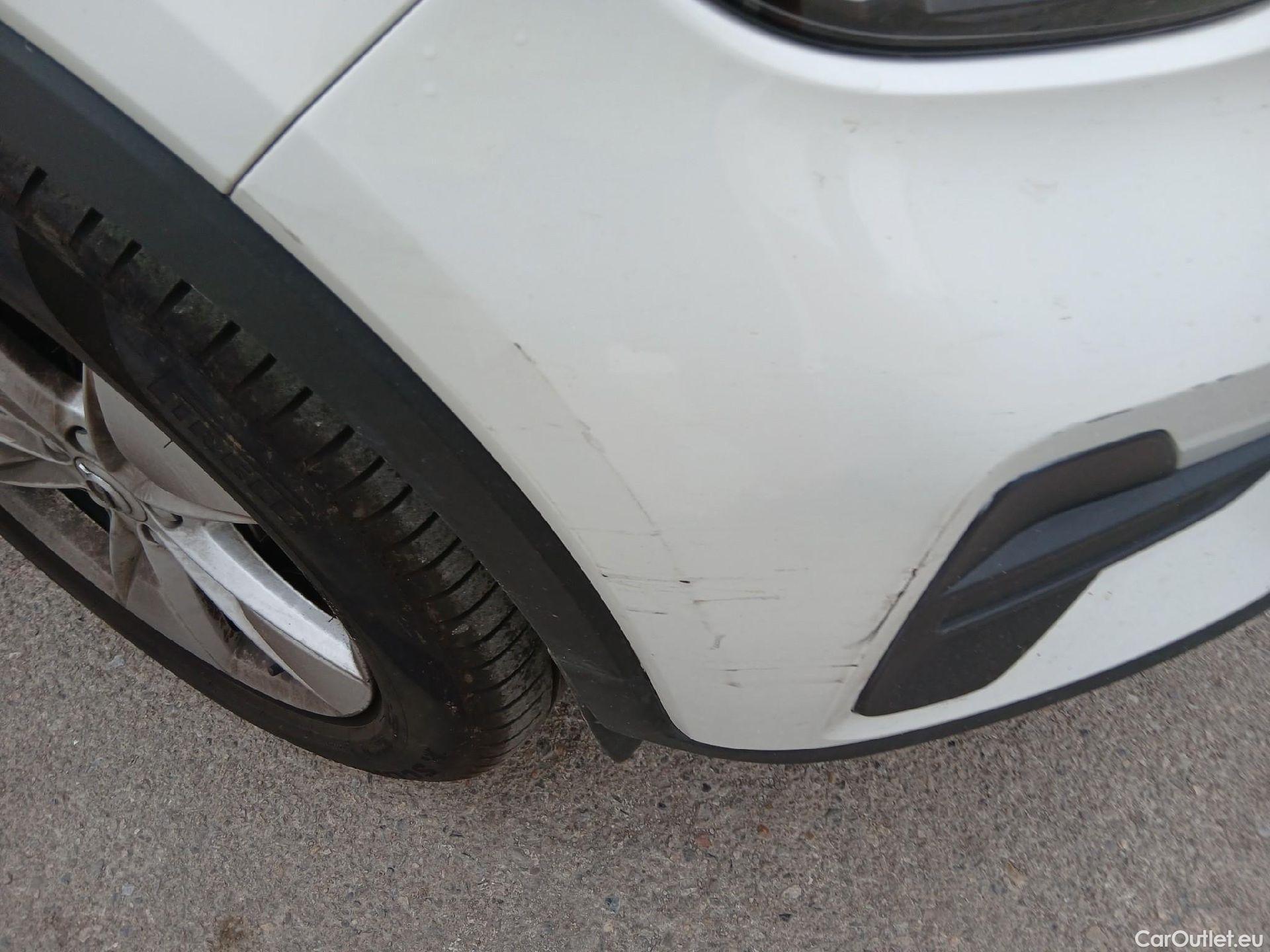  Volvo  XC 40 VOLVO XC40 / 2021 / 5P / todoterreno 2.0 B3 G Core Auto #2