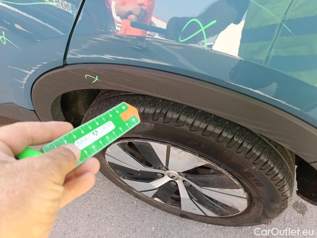  Volvo  XC 40 VOLVO XC40 / 2021 / 5P / todoterreno 1.5 T4 Recharge PHEV Plus Bright Auto #37