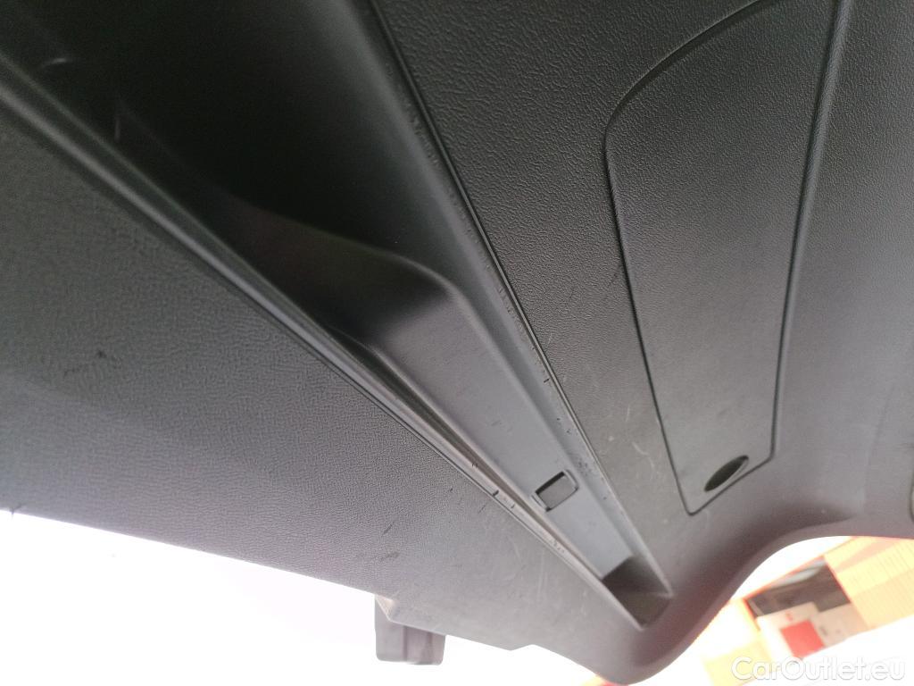  Volvo  XC 40 VOLVO XC40 / 2021 / 5P / todoterreno Recharge Eléctrico Core Auto #15