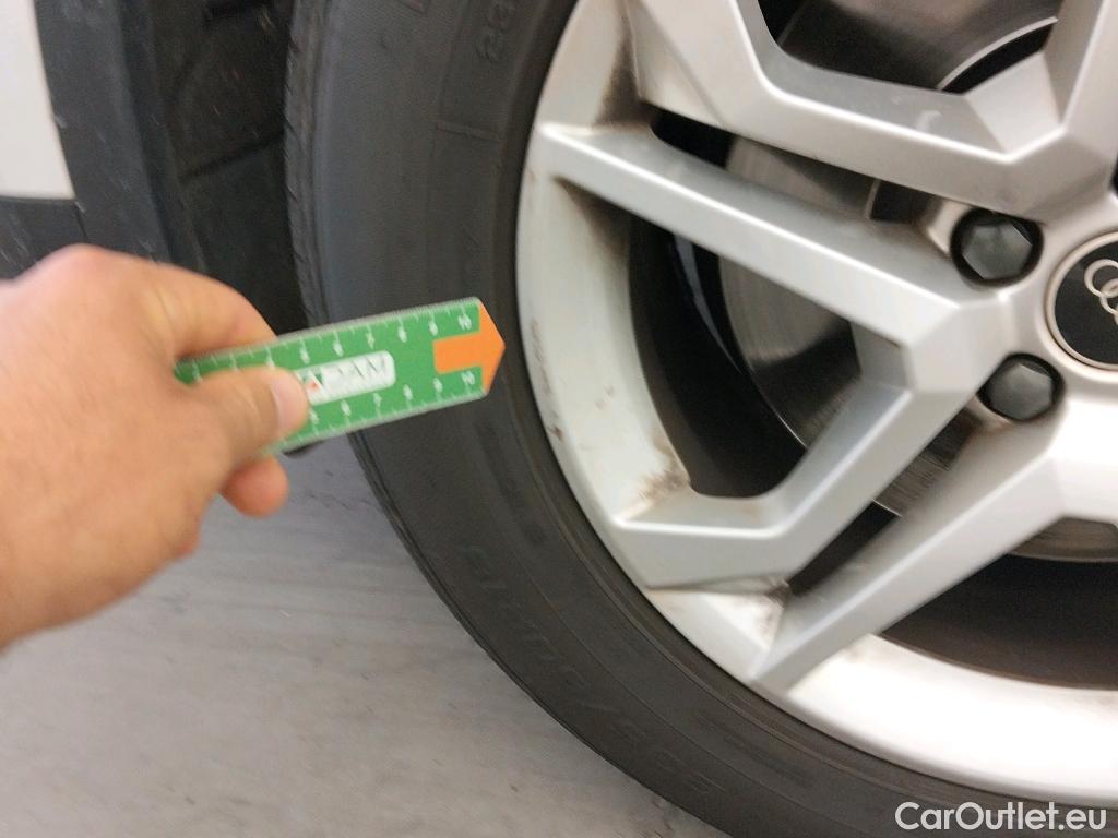  Audi  Q5 AUDI  / 2020 / 5P / todoterreno Advanced 50 TFSI e quattro-ultra #16