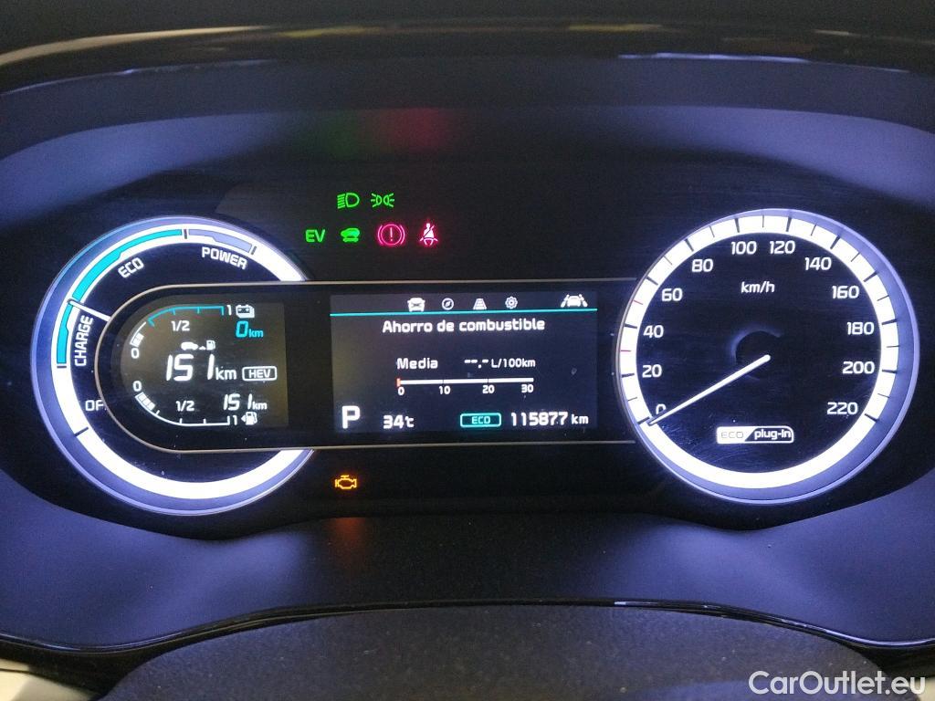  KIA  Niro KIA  / 2019 / 5P / crossover 1.6 GDi PHEV 104kW (141CV) Drive #5