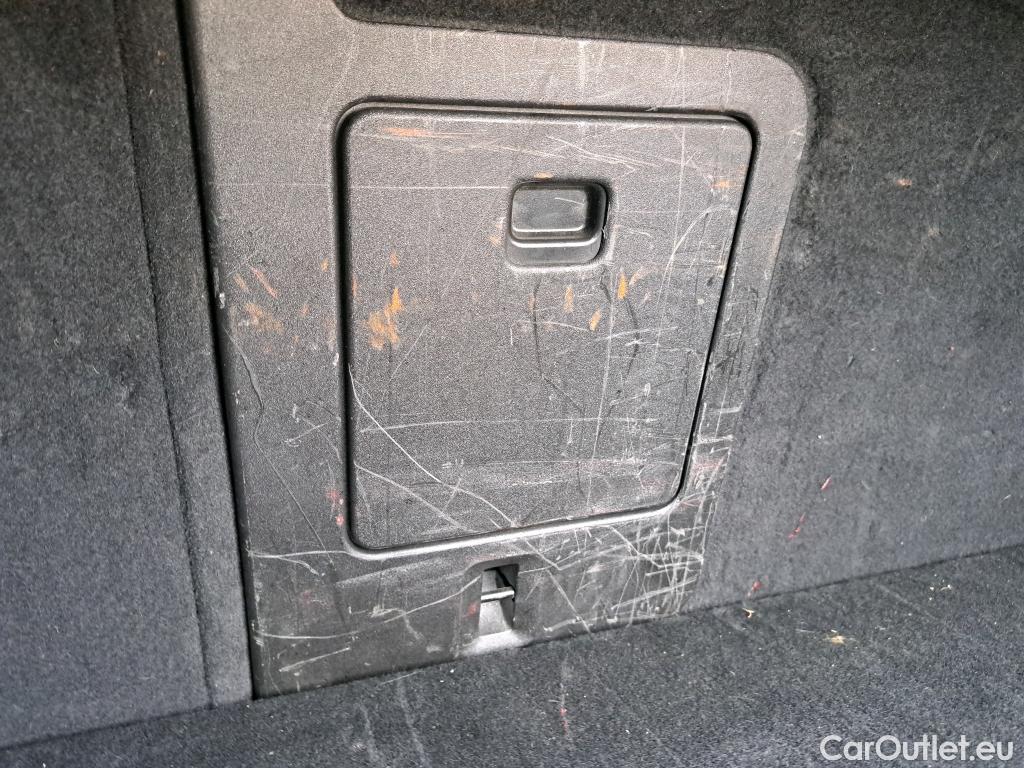  Volvo  XC60 VOLVO  / 2017 / 5P / todoterreno 2.0 B4 D Inscription Auto #29