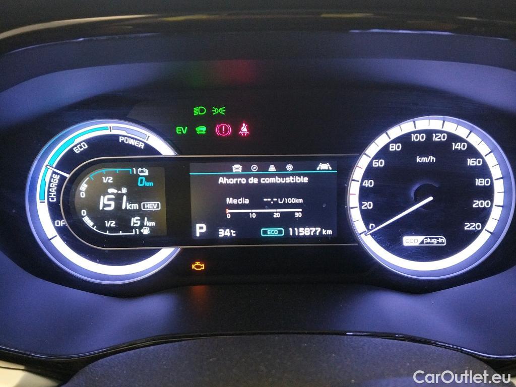  KIA  Niro KIA  / 2019 / 5P / crossover 1.6 GDi PHEV 104kW (141CV) Drive #6