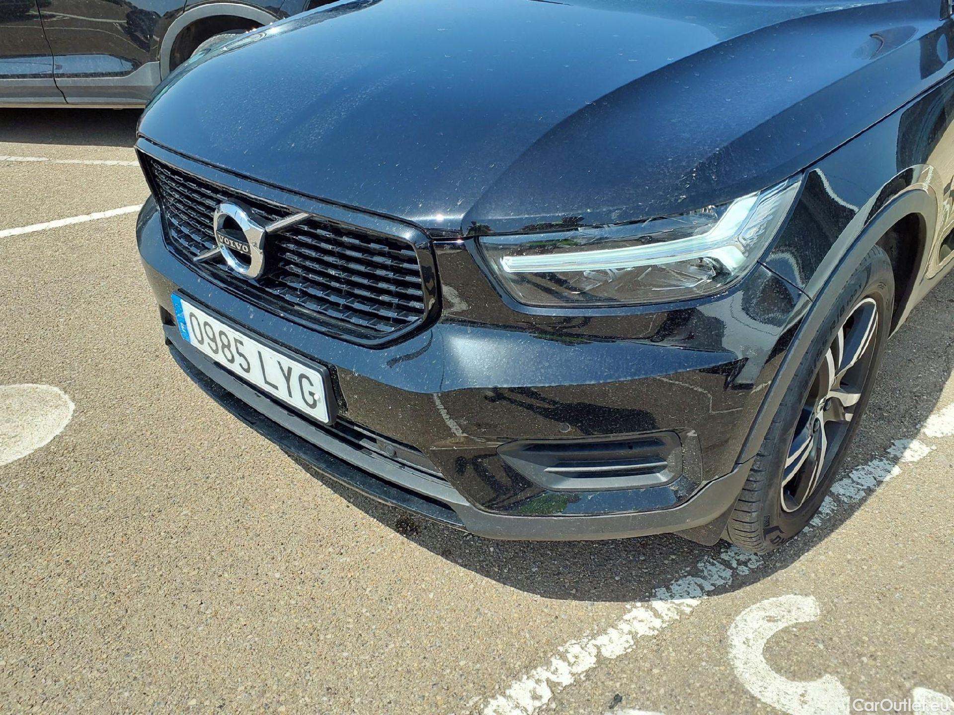  Volvo  XC 40 VOLVO XC40 / 2017 / 5P / todoterreno 2.0 B3 G R-Design Auto #31