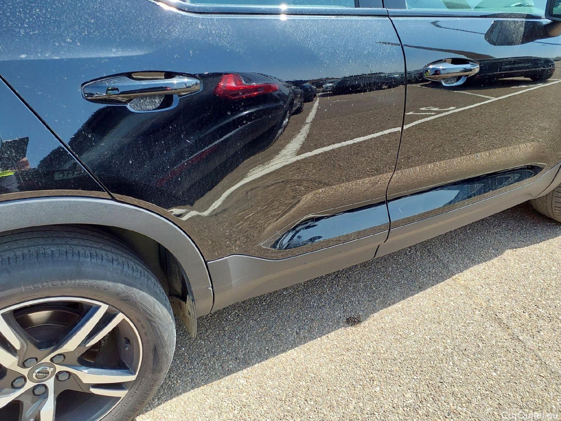  Volvo  XC 40 VOLVO XC40 / 2017 / 5P / todoterreno 2.0 B3 G R-Design Auto #22