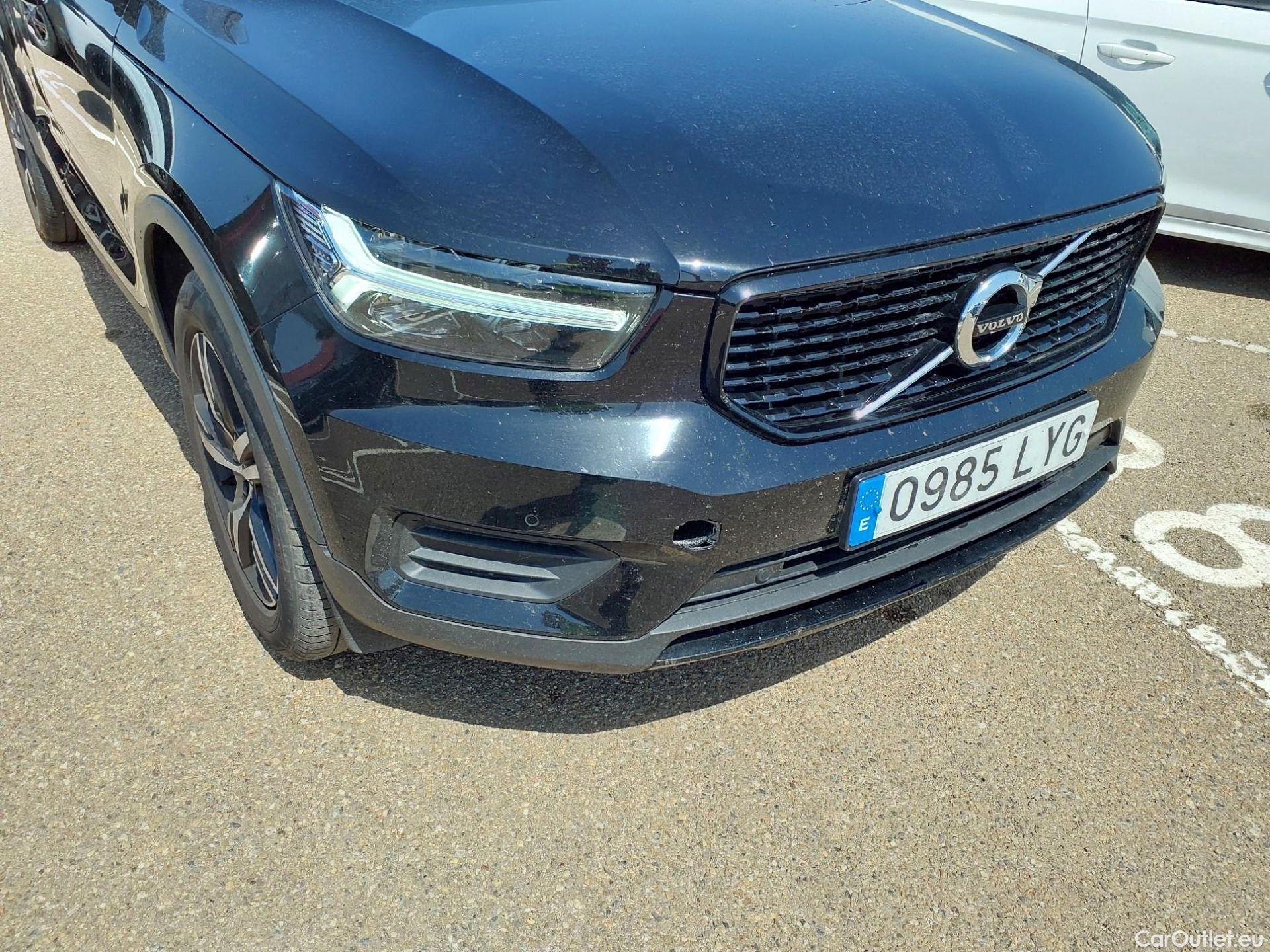  Volvo  XC 40 VOLVO XC40 / 2017 / 5P / todoterreno 2.0 B3 G R-Design Auto #32