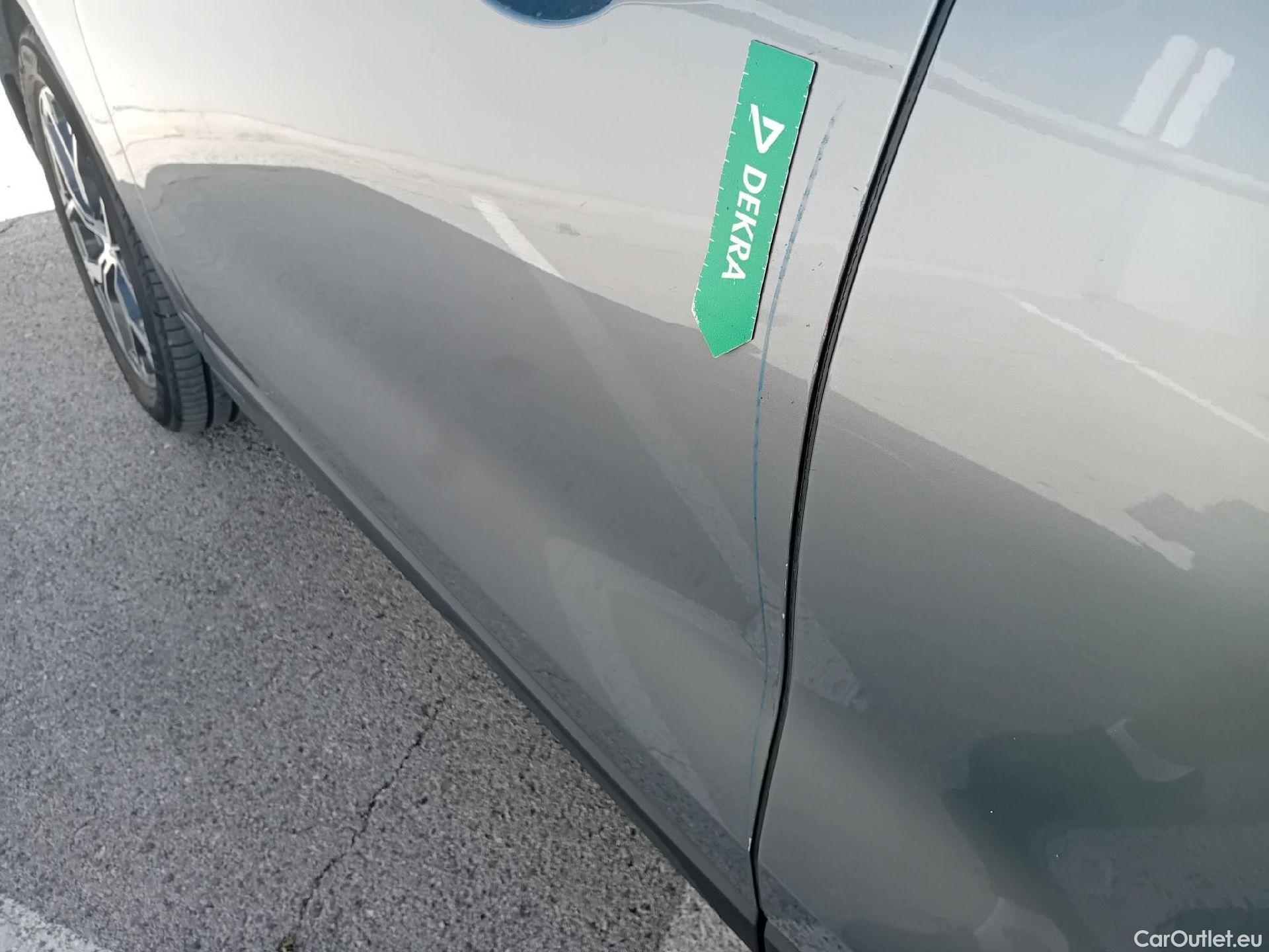  Bmw  X2 BMW  / 2017 / 5P / todoterreno sDrive18i (AC3) #9