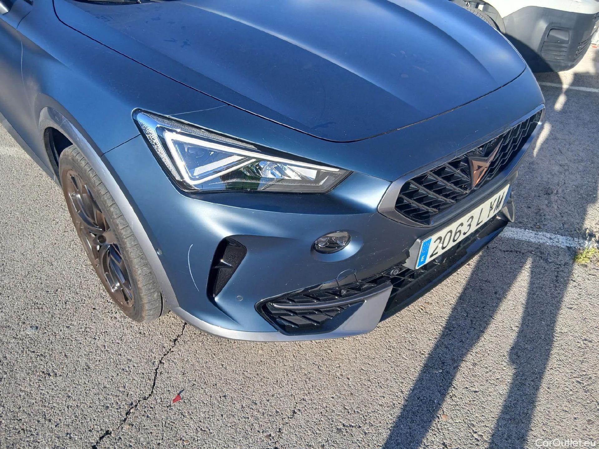  Cupra  Formentor CUPRA  / 2020 / 5P / todoterreno 1.4 e-Hybrid 180kW (245 CV) VZ DSG #4