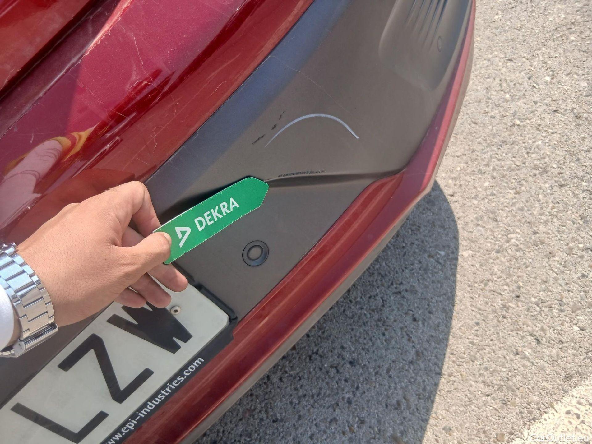  Hyundai   Ioniq HYUNDAI / 2019 / 5P / berlina con portón 1.6 GDI PHEV Klass DCT #18